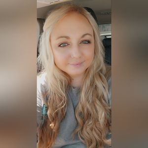 Meet your Posher, Laurelle